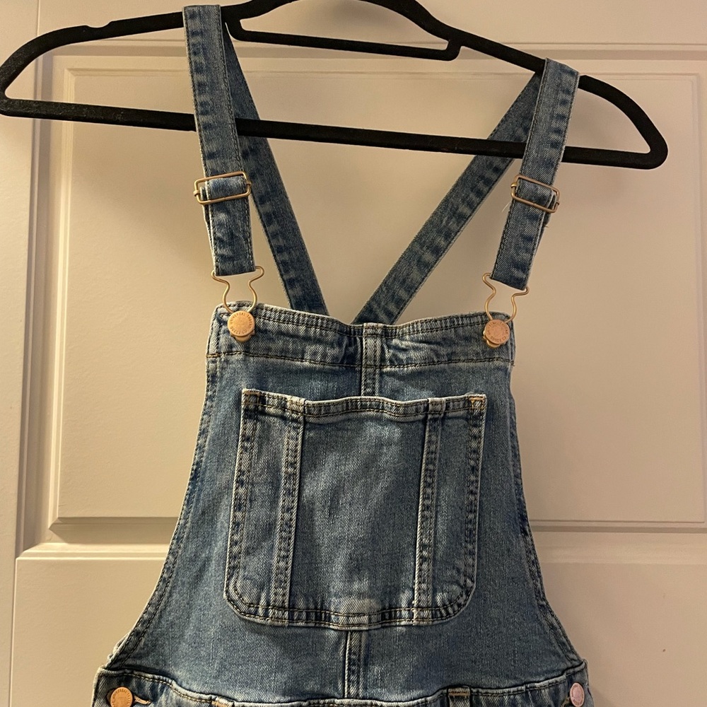 Universal Thread Overalls - Picture 3 of 4